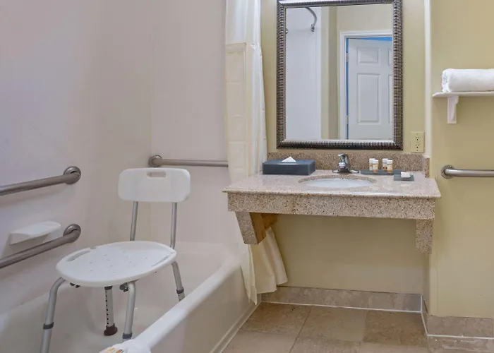 King Suite Mobility accessible